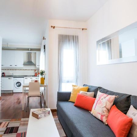 Апартаменти Holi-Rent Santa Marina Севілья Екстер'єр фото