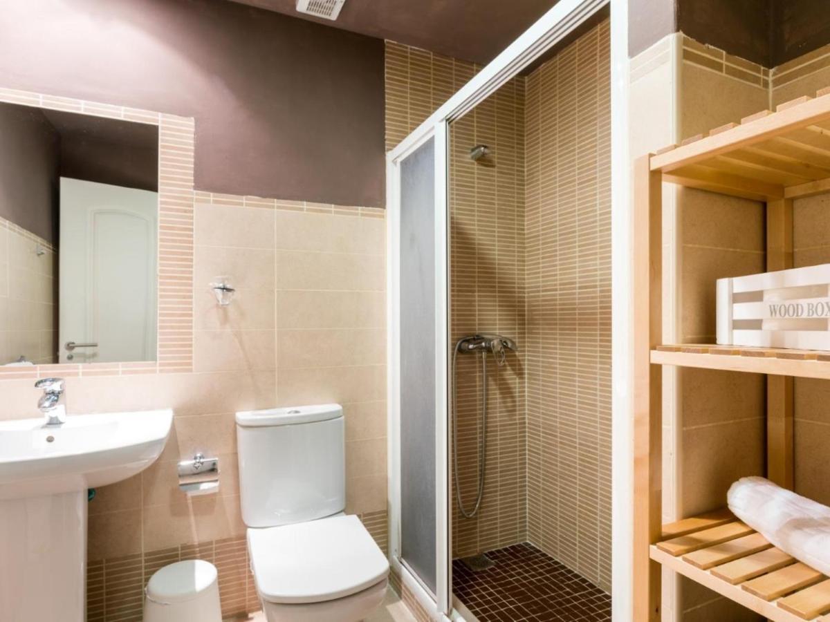 Апартаменти Holi-Rent Santa Marina Севілья Екстер'єр фото